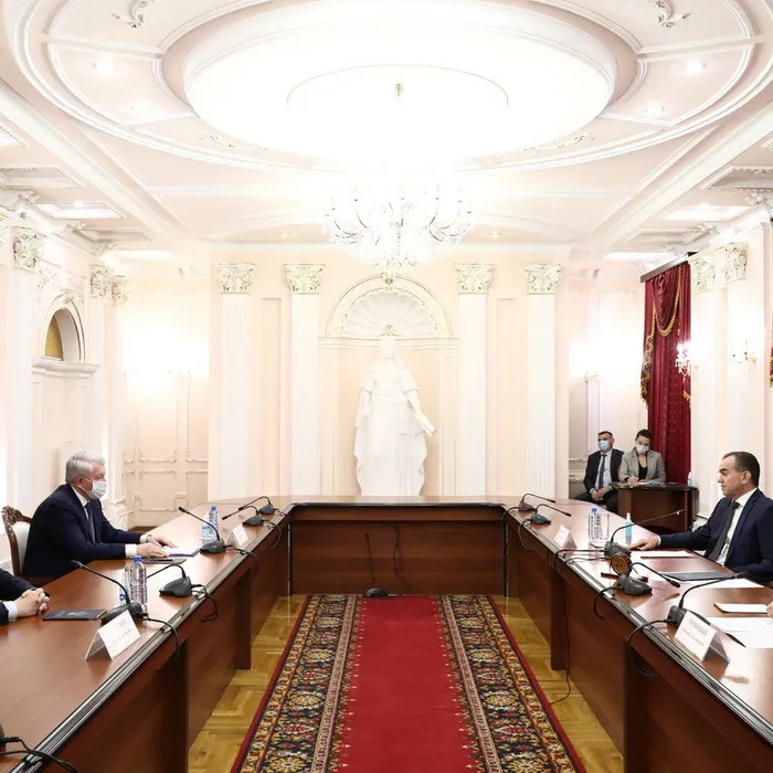 Губернатор Кубани встретился с новым генеральным директором краснодарских компаний Группы «Газпром межрегионгаз» 