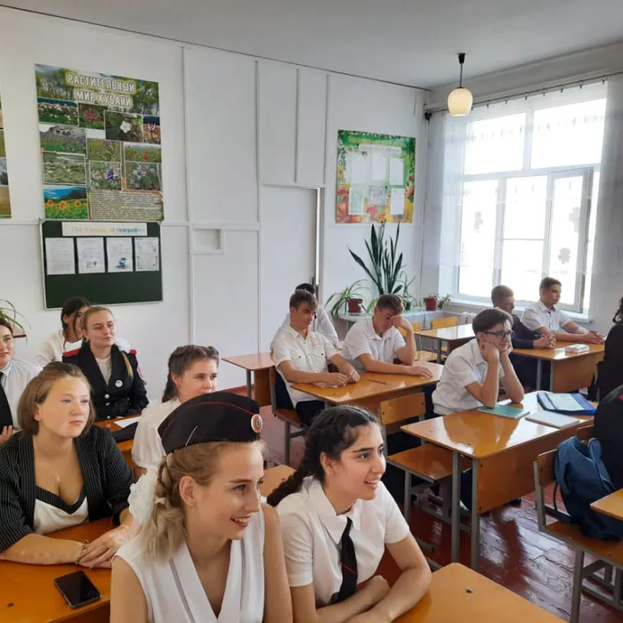 С днём знаний, Крыловский район!