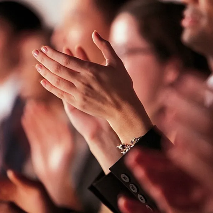 Соискание ежегодной награды "Общественное признание"