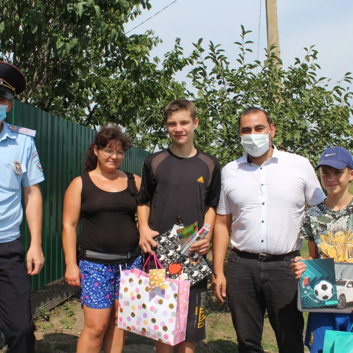 Акция - Помоги пойти учиться.